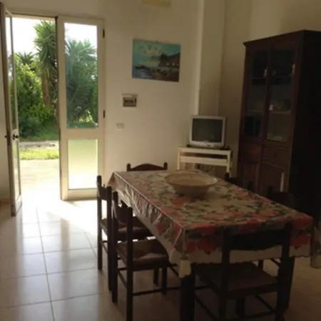 Prázdninový dům Casa Baia Dei Turchi *